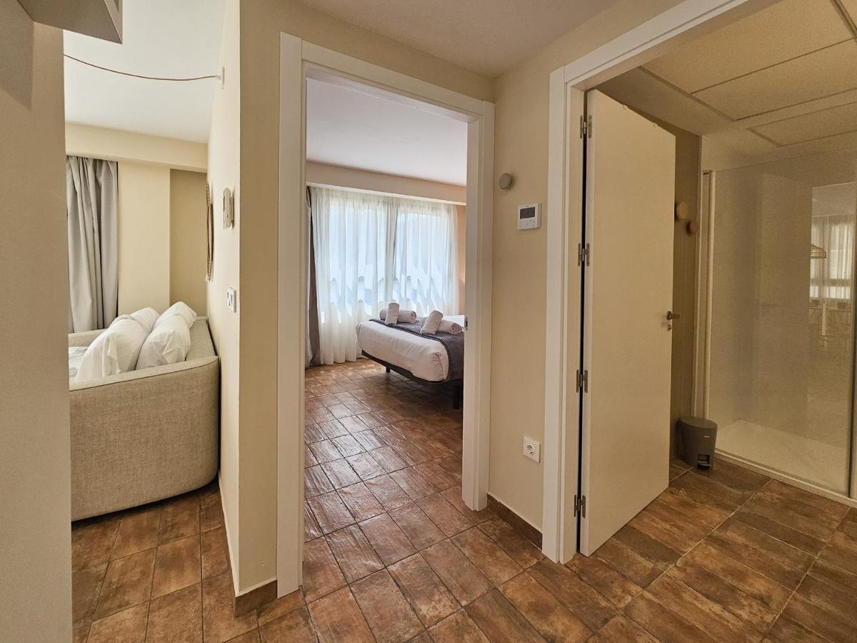 Apartamentos Las Ciencias R Valencia Eksteriør billede