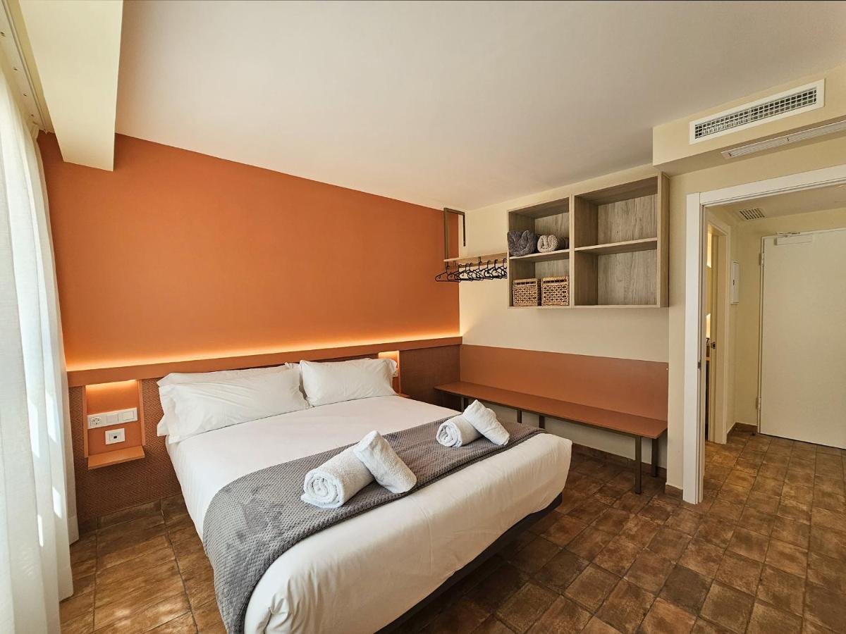 Apartamentos Las Ciencias R Valencia Eksteriør billede